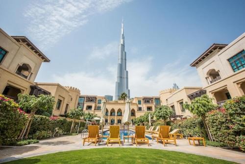 Downtown Dubai Apartment | bnbmehomes - Traditional meets modern in Downtown - 5041