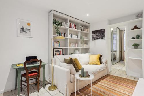 Faubourg Saint-Germain Apartment | BnBNova - 1BR - Les Invalides & Eiffel Tower