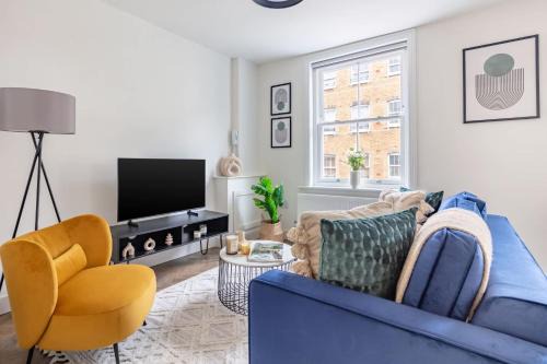 St Luke's Apartment | BnBNova - 1BR - St Paul's & Barbican