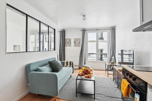 Quartier Saint-Ambroise Apartment | BnBNova - Le Marais