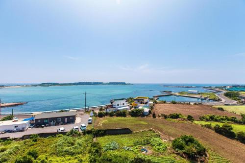 Seongsan House | BnSun Pension