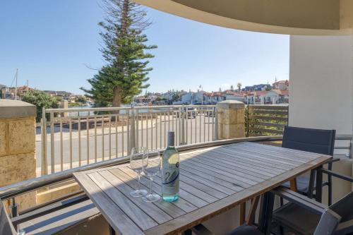 Mindarie Apartment | Boardwalk Bliss - Explore the Lively Mindarie Marina