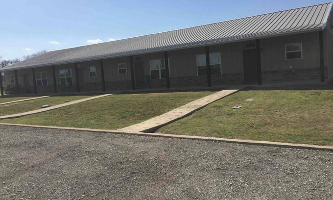 Tyler Apartment | Boar’s Nest - 3-bedroom apartment