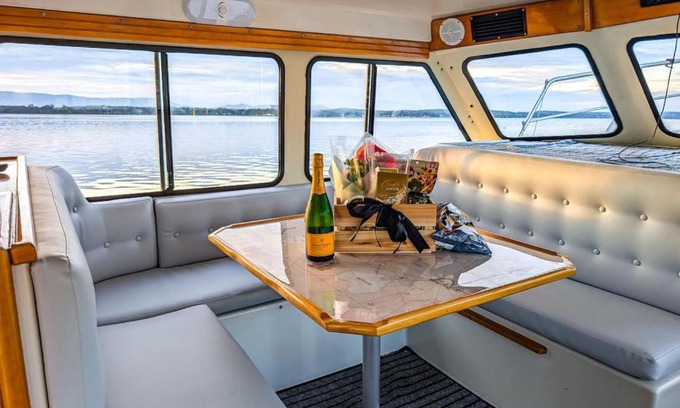 Lake Macquarie City Council House | Boat Experience, Lake Macquarie