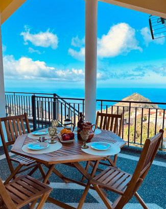 Campanario Apartment | BoaVista- 2 bed house -COSY PANORAMIC -SEA - MOUNTAIN VIEW