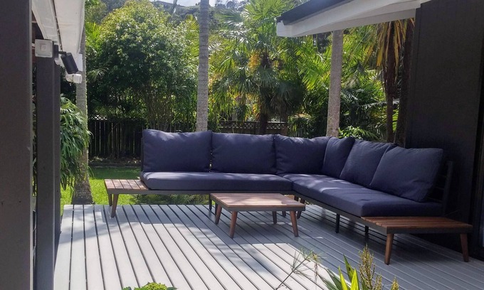 Russell House | BOBBAS BACH! A comfortable four bedroom house with a large private garden.