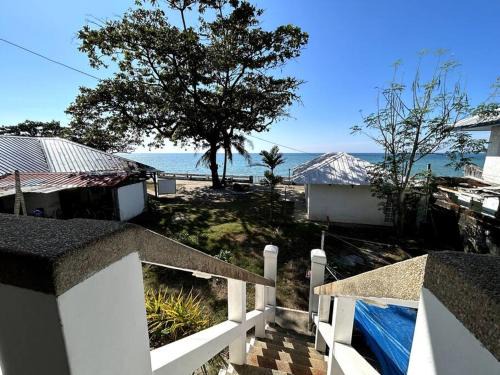 Bauang Villa | Bobby's Villa Beachfront, Bauang