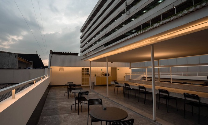 Astana Anyar Hotel | Bobopod Alun-Alun Bandung