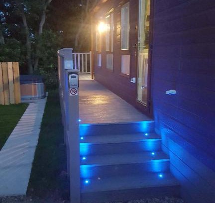 Morpeth House | Bock Retreat Lodge 54 with Hot Tub