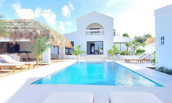 Opal Villa | Boco Beach House By Bocobay