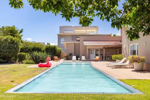 Malmok Villa | Bocobay Catalina Beach House