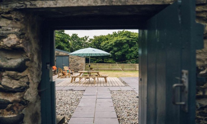 Llandwrog House | Bodfan Bach