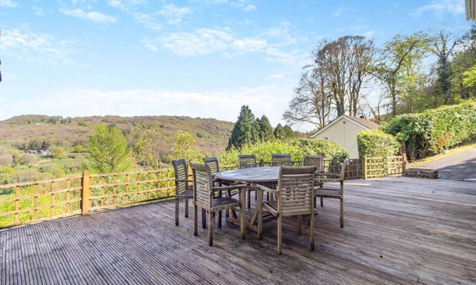 Llandogo House | Bodmin - Three Bedroom House, Sleeps 6