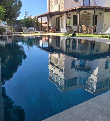 Bodrum City Center Villa | Bodrum Merkezde Müstakil Havuzlu Villa
