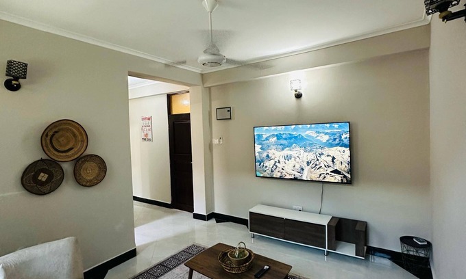 Dar es Salaam Apartment | Bold and Beautiful 1-bedroom apartment with WiFi, AC Mikocheni Dar es Salaam