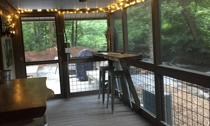 Skyland House | Bold Stream/Waterfall/Fire Pit/Gas Grill/Screened Porch-close to Lake Lure, AVL