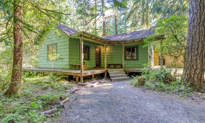 Mount Hood Village House | Bon Fir Cabin
