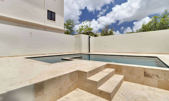 Playa Apartment | Bonaire Beach Apartment 2 with communal pool and diving facilities