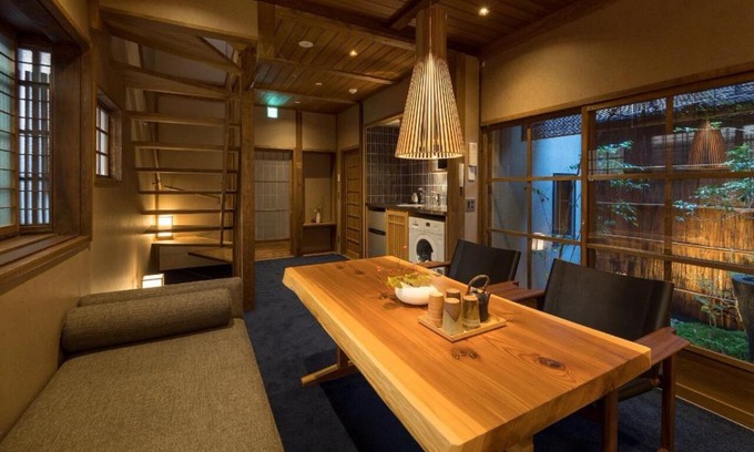 Sannenzaka Ninenzaka House | Bonbori an Machiya House