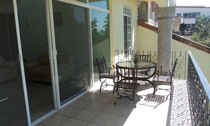 Lomas de Trujillo House | Bonita casa en Cuernavaca con alberca y jardin