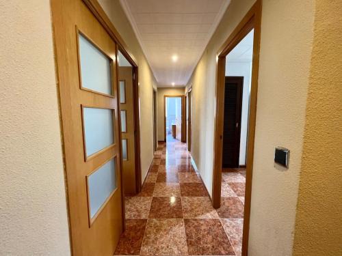 L'Illa Perduda Apartment | Bonito y grande apartamento cerca de la playa