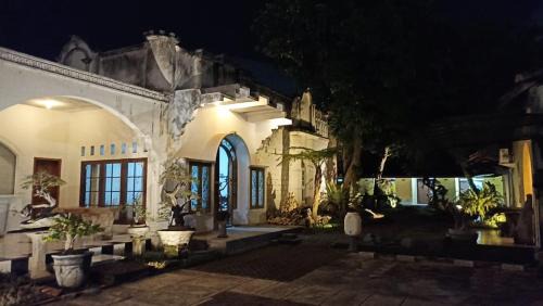 Banyuwangi House | Bonsai Guesthouse Banyuwangi