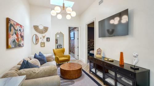 Central Business District Apartment | Bonsoir
