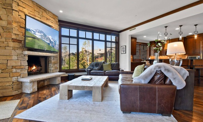 Empire Pass Condo | Book a Summer Stay Today! Condo in Exclusive Neighborhood with Ski-In, Ski-Out Access