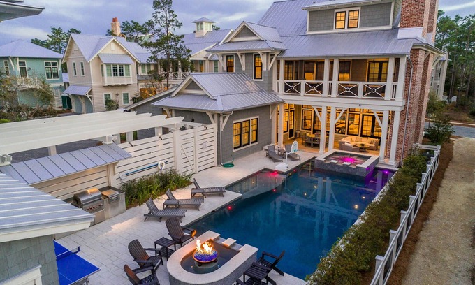 Watercolor House | Book for a Fall Getaway! Vermillionaire -Largest Private Pool in WaterColor! Foosball! Ping Pong!