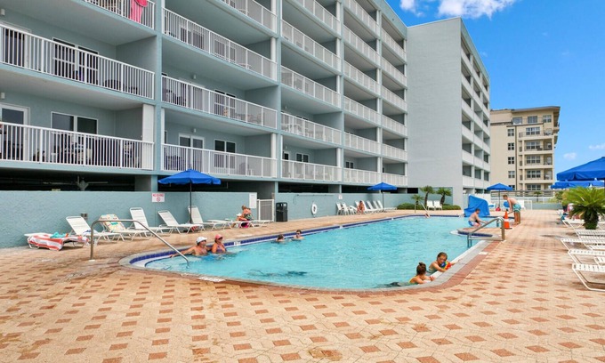 Fort Walton Beach Condo | 🦩Book Me Baby! Secret Agents Welcome ~ Gulf Views The Islander 7007🦩