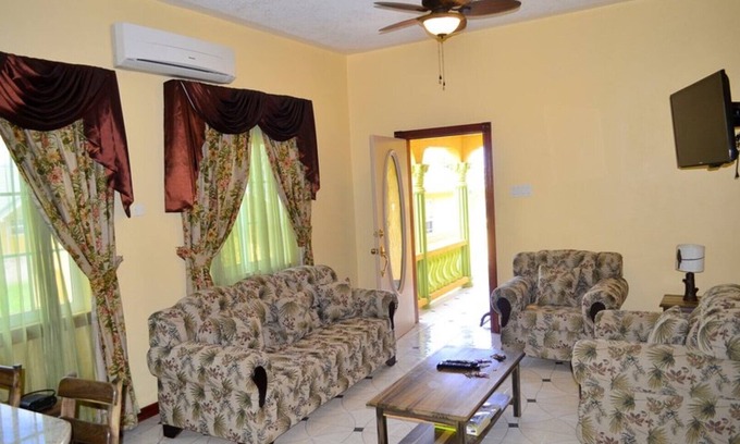 Ocho Rios House | Book now and u can save 20%OFF JUNE JULY nFOR EARLY BIRD SALE IN SUMMER BOOKING