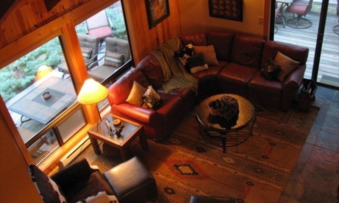 Black Butte Ranch Cabin | Book now for Summer! Black Butte Ranch Updated Big Meadow Fairway Cabin.