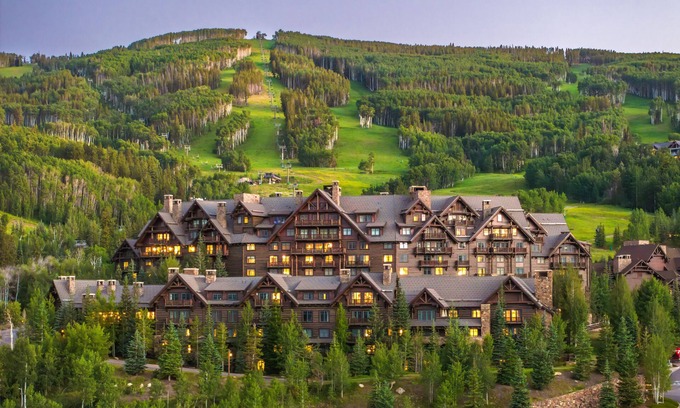 Avon Condo | BOOK RITZ FALL-STAY IN LUXURY! HIKE BIKE POOL! 1BR W/VIEWS, 2 DECKS/FIREPLACES