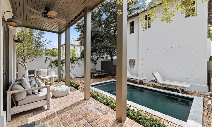 Rosemary Beach House | Book Today for Fall! Barefoot Blue! Private Pool! Carriage House! Walk to Rosemary Beach!