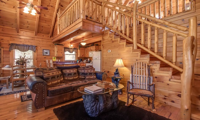 Pigeon Forge Cabin | Book your cozy Christmas getaway at Are We Bear Yet now!