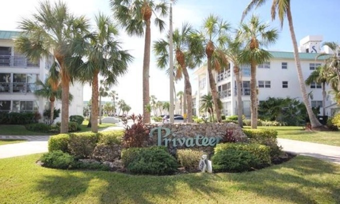 South Island Condo | BOOKING FOR JANUARY, FEBRUARY, AND MARCH 2026