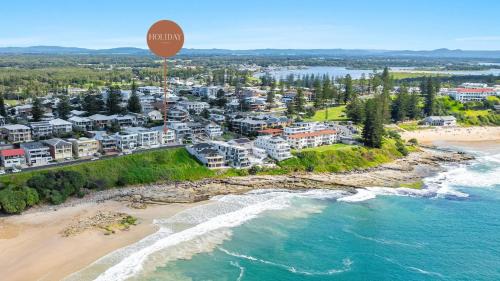 Yamba Apartment | Boorolong 3 - Million dollar views on a budget