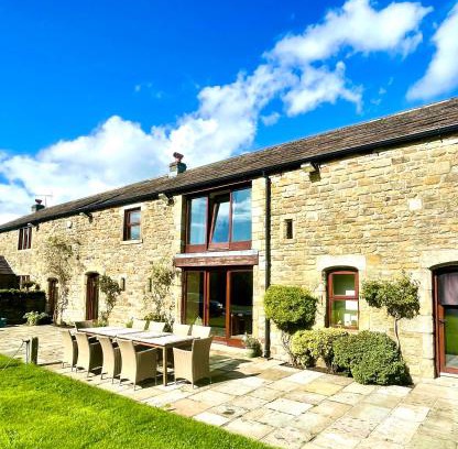 Barnoldswick House | Booth House