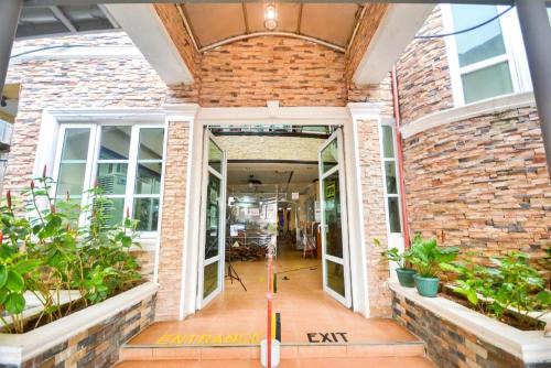 Balabag Hotel | Boracay Breeze Resort