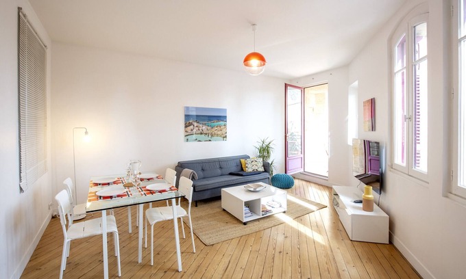 Saint-Michel Apartment | Bordeaux historic center, A-C, Terrace & Parking