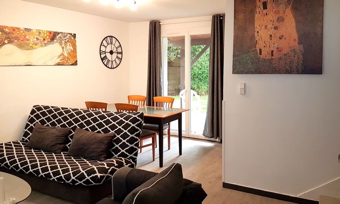 Bacalan House | BORDEAUX: HOUSE WITH GARDEN near the tramway free parking