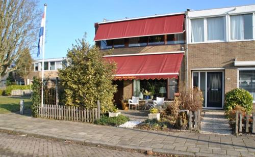 Municipality of Leeuwarden House | Bordine Guesthouse