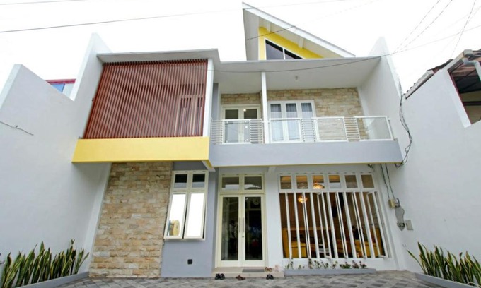 Banyuwangi House | Borobudur Homestay Keluarga