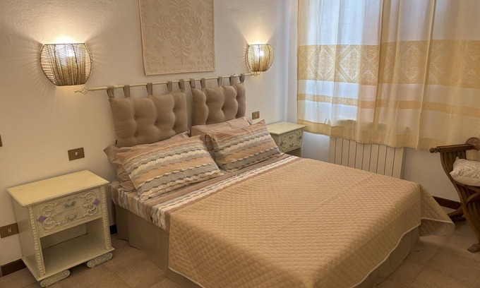 Magomadas Apartment | Bosa Bouganville Apartment with Sea View
