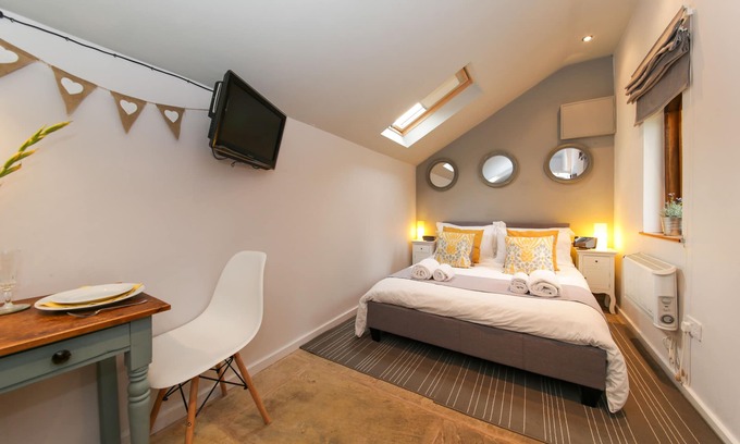 Martley Apartment | Bothy In Victorian Walled Garden