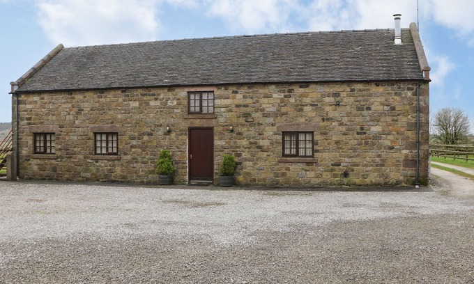 Cauldon Low Cottage | BOTTOMHOUSE BARN, pet friendly, luxury holiday cottage in Ipstones