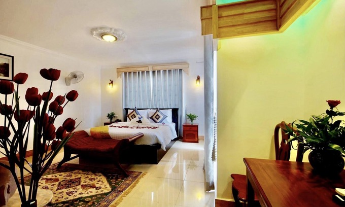 Downtown Siem Reap Villa | Bou Phanith Villa
