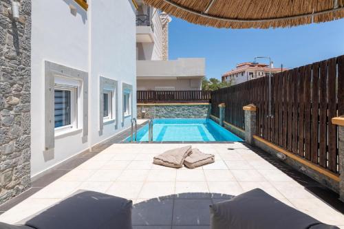 Lardos Villa | Bougan Villa