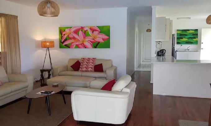 Wailoloa Villa | BouganVilla Your Perfect Private Holiday Getaway, A 4brm Villa with pool & wifi.
