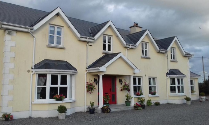 Rathvilly Bed & Breakfast | Bough House B/B